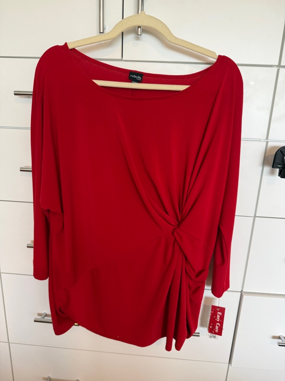Size 2X the most fabulous red Rafael women made Jordon Red Knot-Detail Tunic